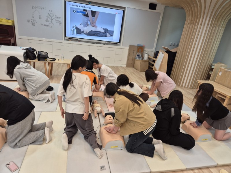 KakaoTalk_20260601_182907753_08.jpg